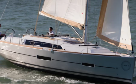 Dufour 382 GL