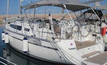 Bavaria Cruiser 37