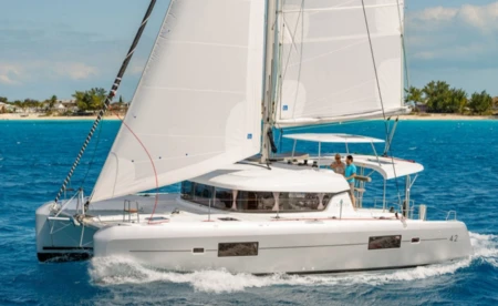 Lagoon 42
