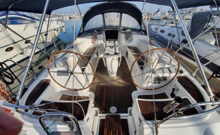 Sun Odyssey 43