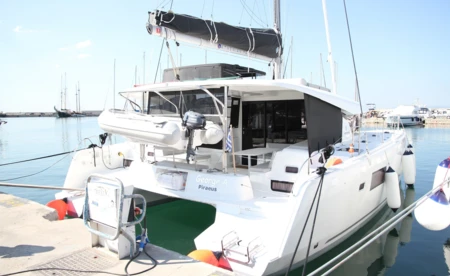 Lagoon 42