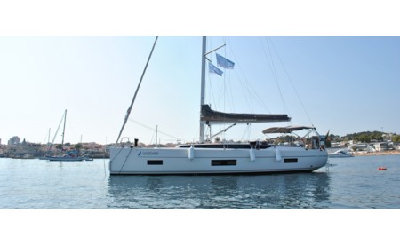 Bavaria C45 Style
