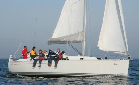 Hanse 370