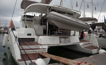 Lagoon 42