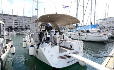 Sun Odyssey 319