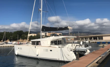 Lagoon 450 F