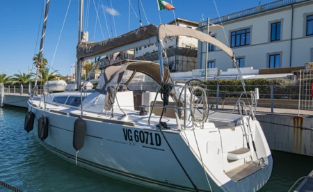 Sun Odyssey 33i