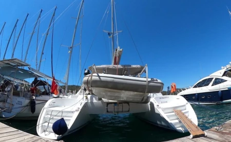 Lagoon 380