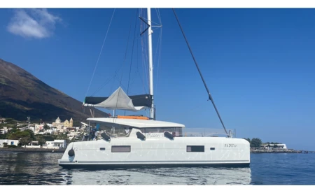 Lagoon 42