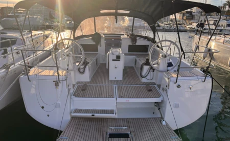 Sun Odyssey 490