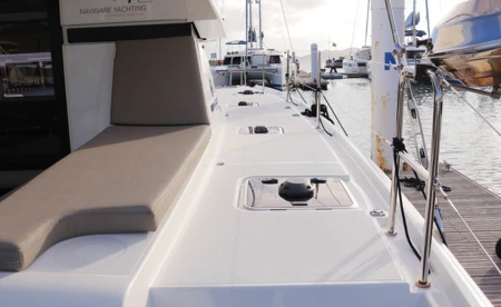 Lagoon 42