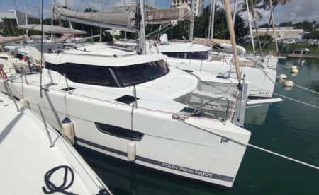 Lucia 40