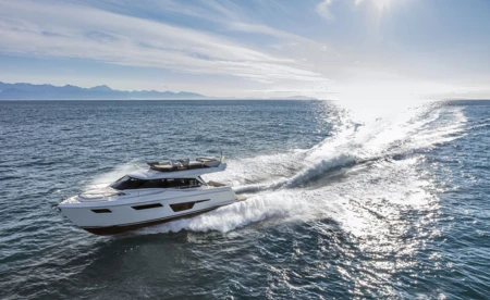 Ferretti Yachts 500