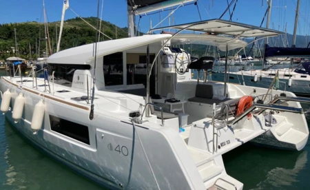 Lagoon 40