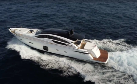 Pershing 80
