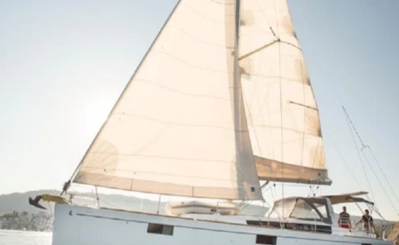 Oceanis 48