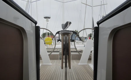 Hanse 418