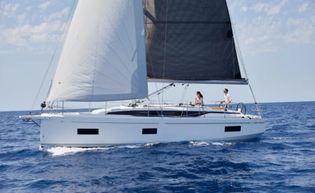 Bavaria C38