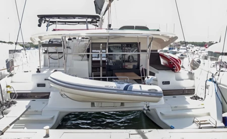 Lagoon 42