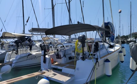 Sun Odyssey 349