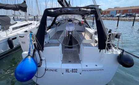 Hanse 370