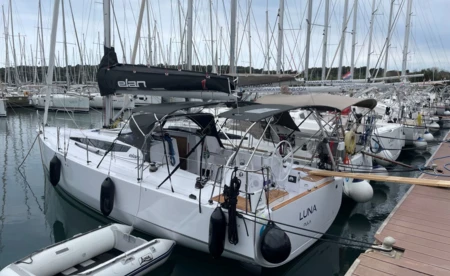 Elan E4