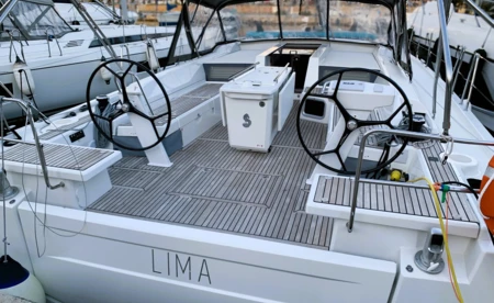 Oceanis 51.1