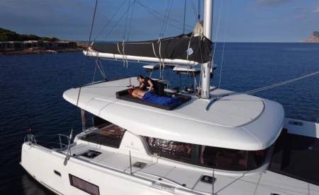 Lagoon 42