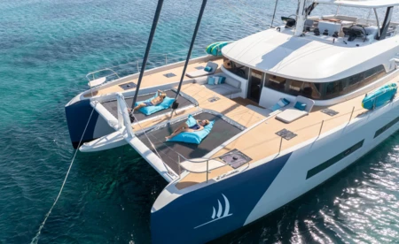 Lagoon Seventy 7