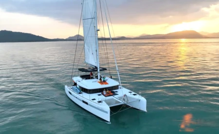 Lagoon 52