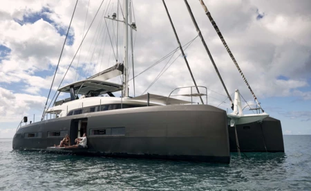Lagoon Seventy 7