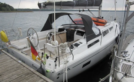 Hanse 388