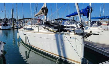 Sun Odyssey 379 DL