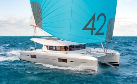 Lagoon 42