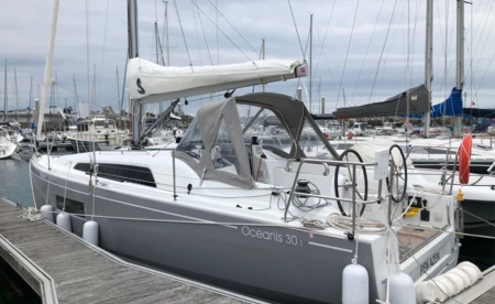 Oceanis 30.1