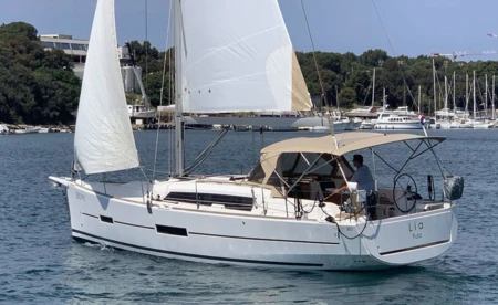 Dufour 382 GL