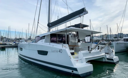 Lucia 40