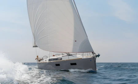 Oceanis 38