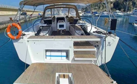 Dufour 430 GL