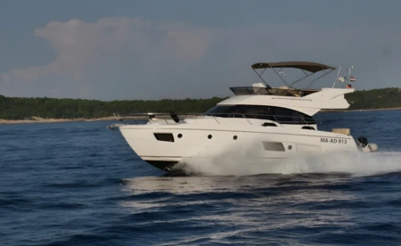 Bavaria Virtess 420.