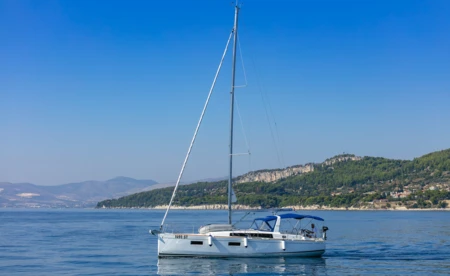 Oceanis 38.1