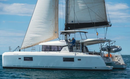 Lagoon 42