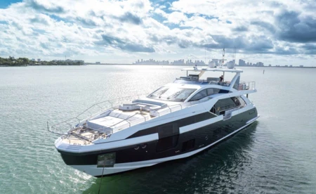 Azimut Grande 27