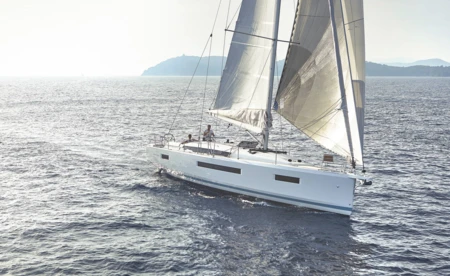 Sun Odyssey 440