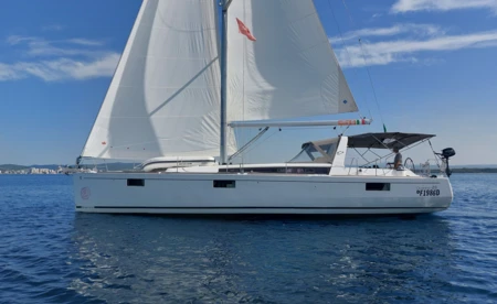 Oceanis 48