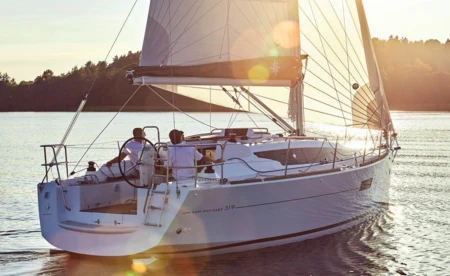 Sun Odyssey 319