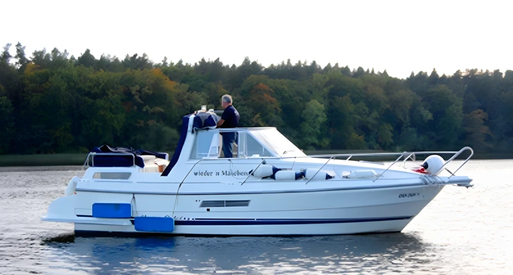 Marex 280