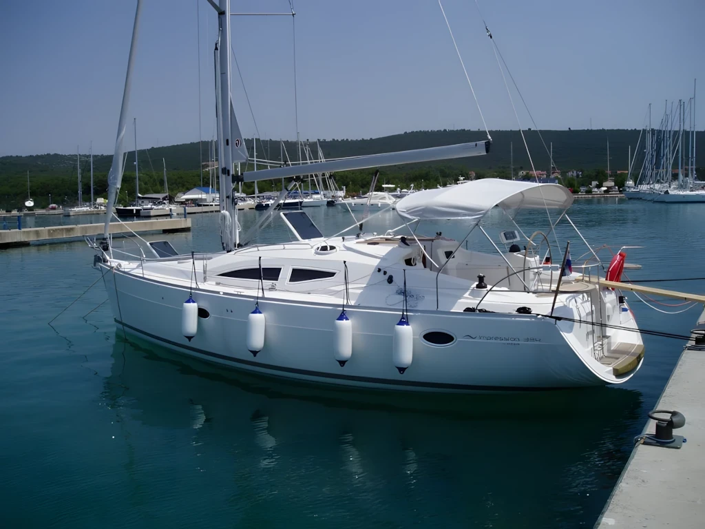 Elan 384