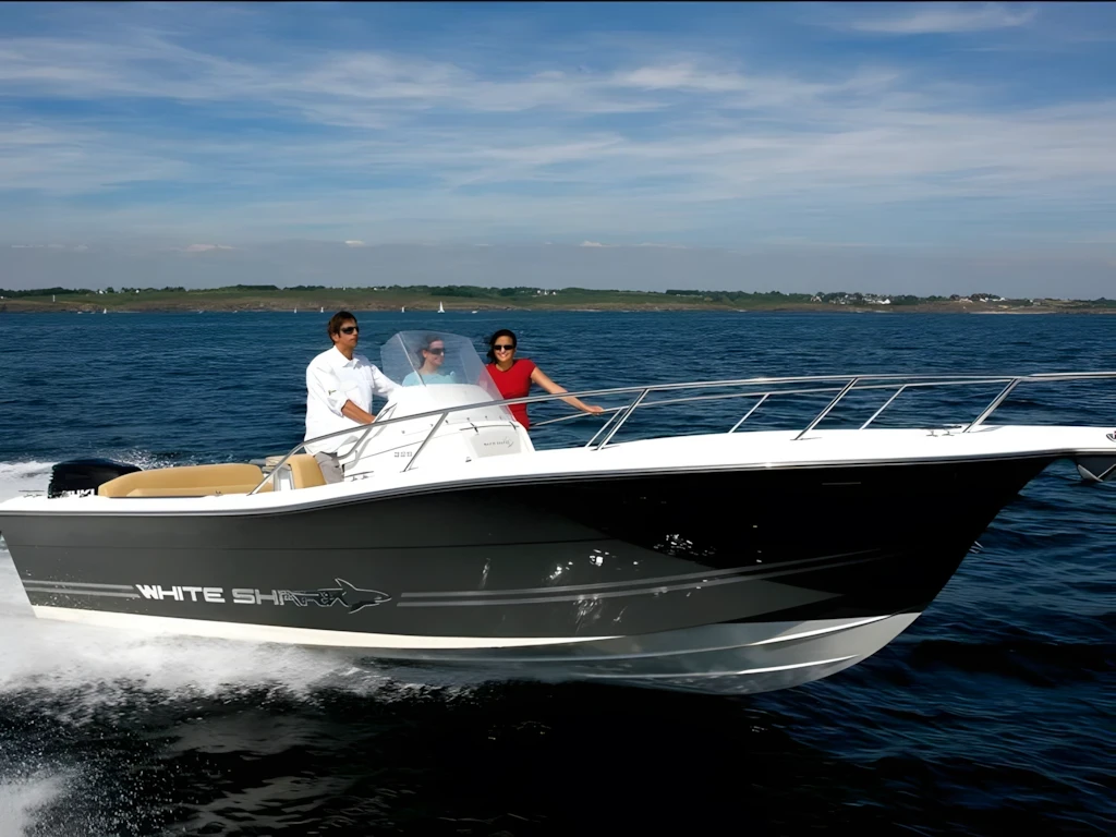 White Shark 226