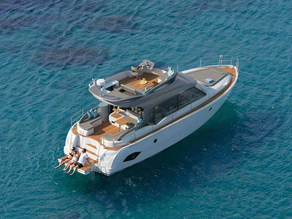 Bavaria E40 Fly